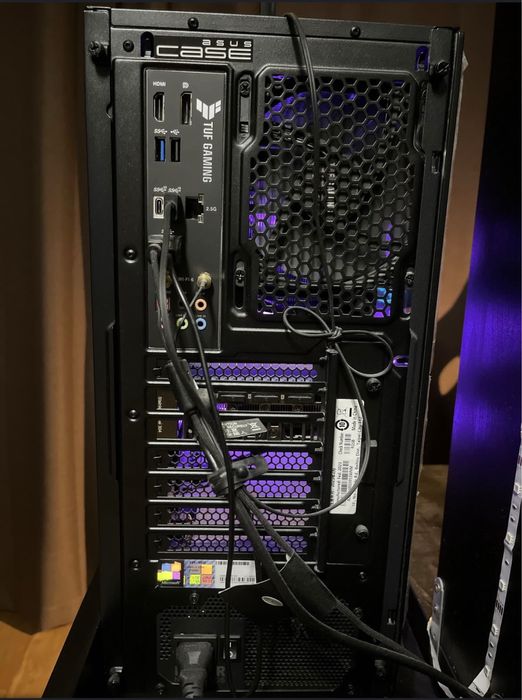 Мощен геймърски компютър в гаранция i7 12800 ;4060