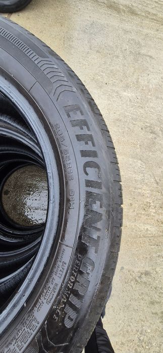 Vând anvelope vara good year 205 55 r16