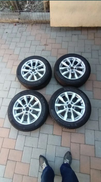 Jante Volvo Ford .R16 +anvope vara 215 55 R16