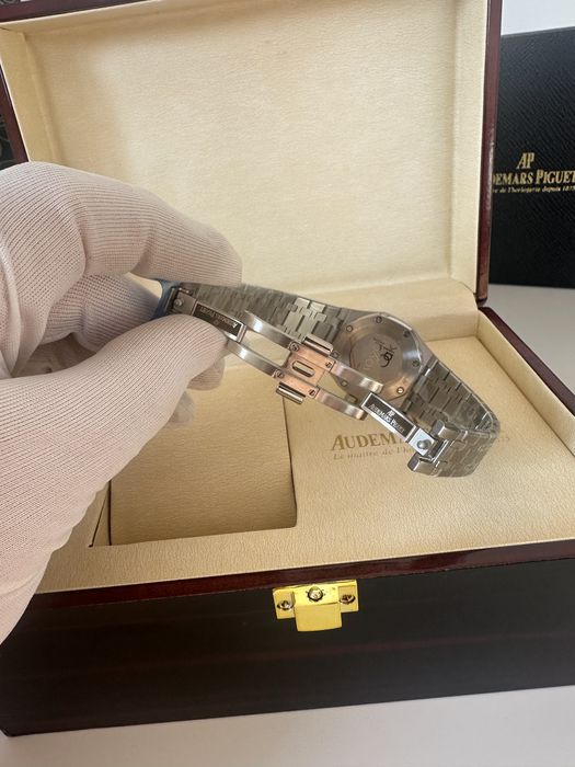 Ceas Unisex Audemars Piguet Royal Oak 32mm Silver/Black Dial