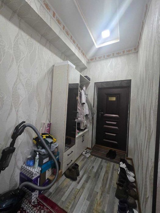 Продаётся 2х комн квартира на 5 этаже Ор-р 5 микрорайон Жомий