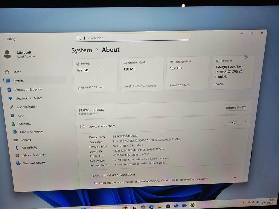 Microsoft surface laptop 3 model (1868)