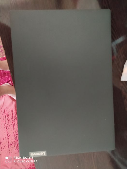 Продаёт срочно ,