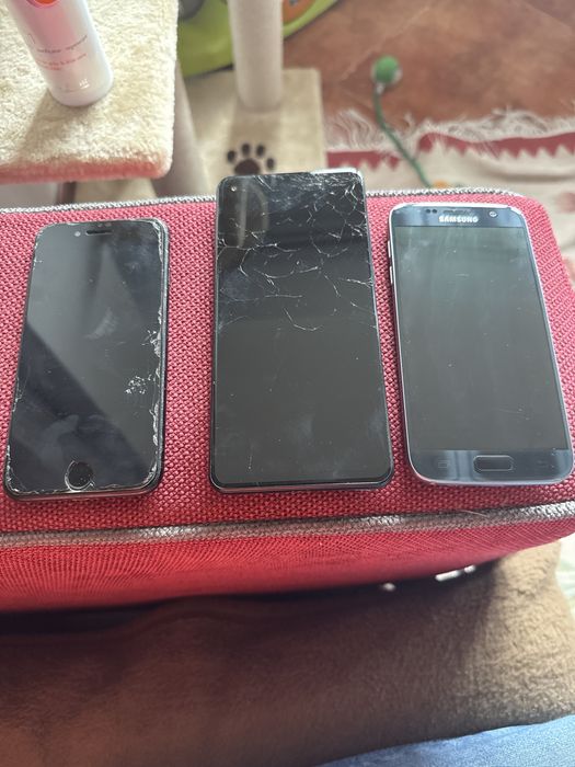 Iphone 12 , samsung pentru piese
