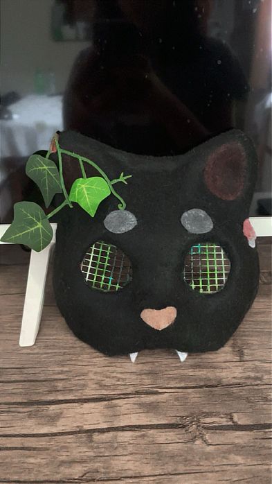 Животински (therian) маски.