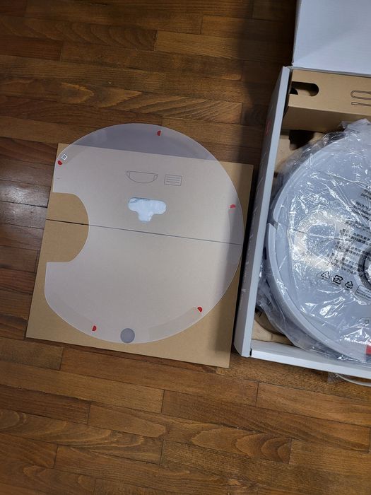 НОВА Roborock S8 Прахосмукачка робот Xiaomi Roborock S8 Бяла
