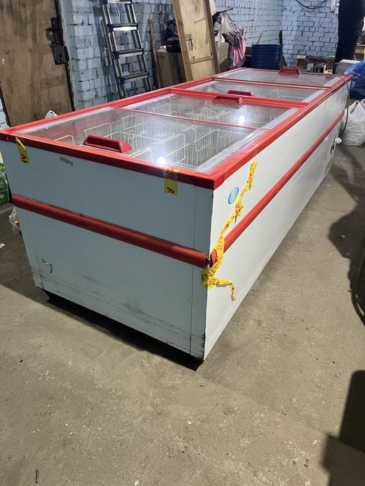 Продам холодильник для магазина