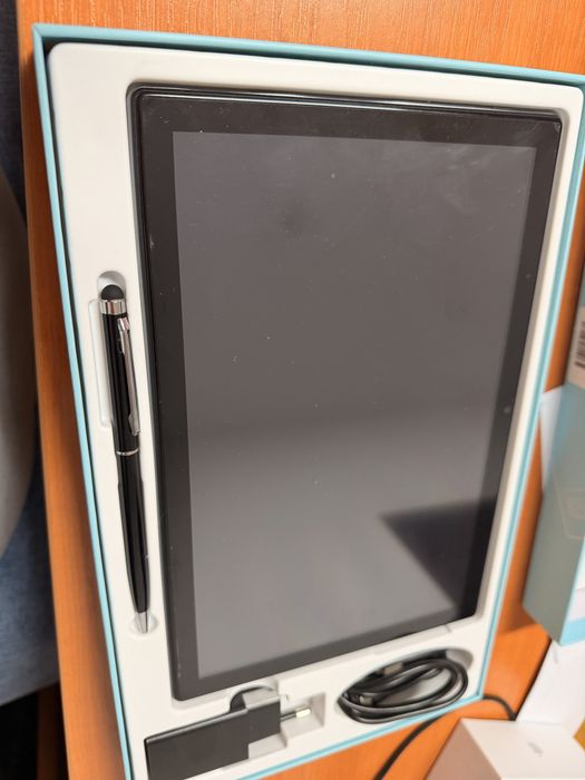 Tableta 10 inch , android 13, 12 gb ram, octa core, 128 gb memorie