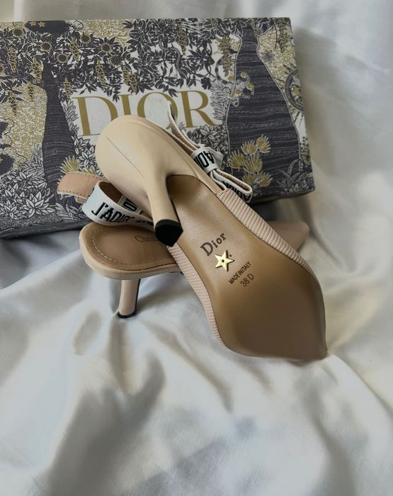 Високи токчета D*i*o*r