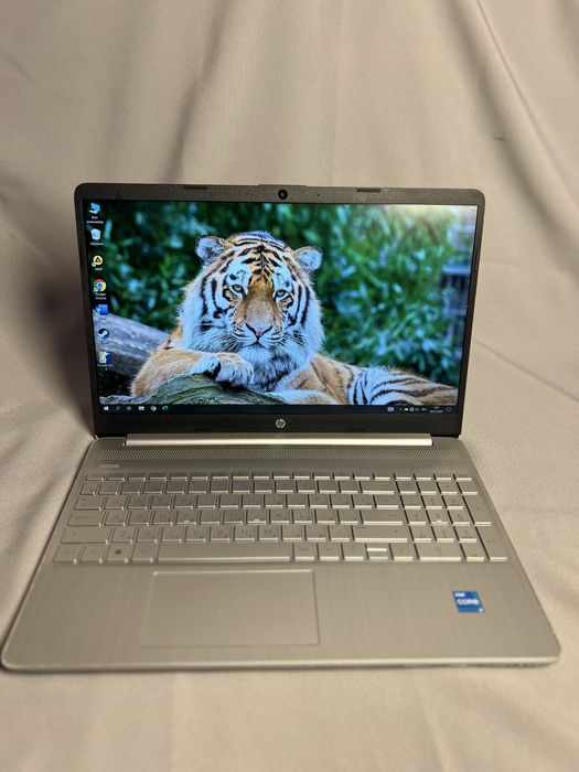 Ноутбук HP 15| Intel CORE-i3| 8 GB| Windows 11| 256 GB SSD|