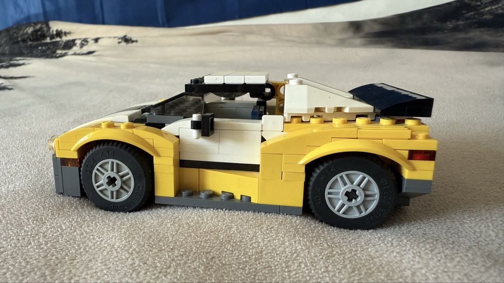 LEGO Creator Fast Car (Set 31046)