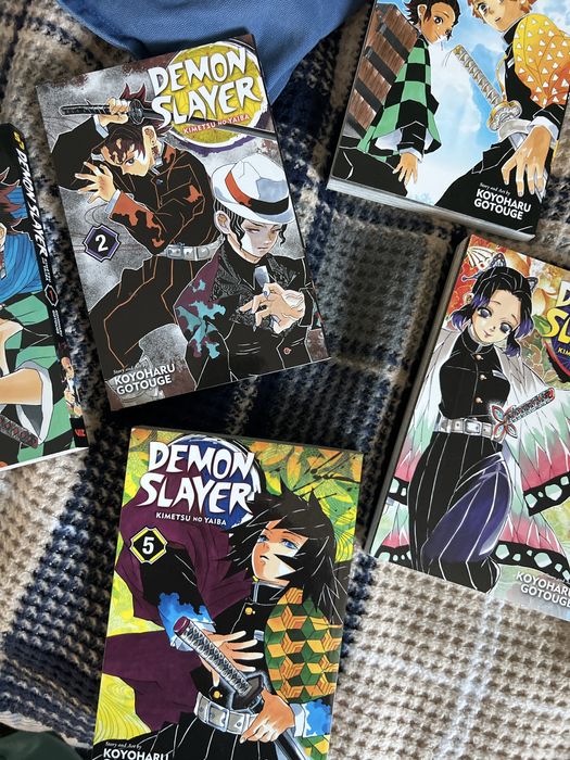 Manga demon slayer, volum 1-8