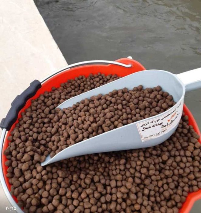 Baliq yemi, Eron davlatida ishlab chiqarilgan Behdaneh yemlari sotuvda