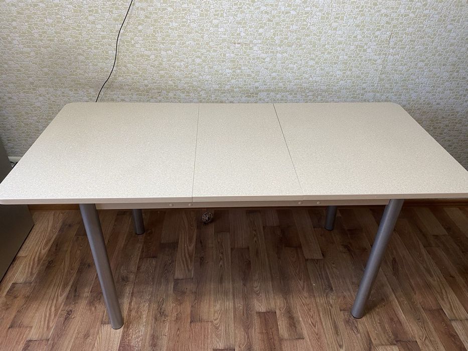 Стол кухонный раздвижной