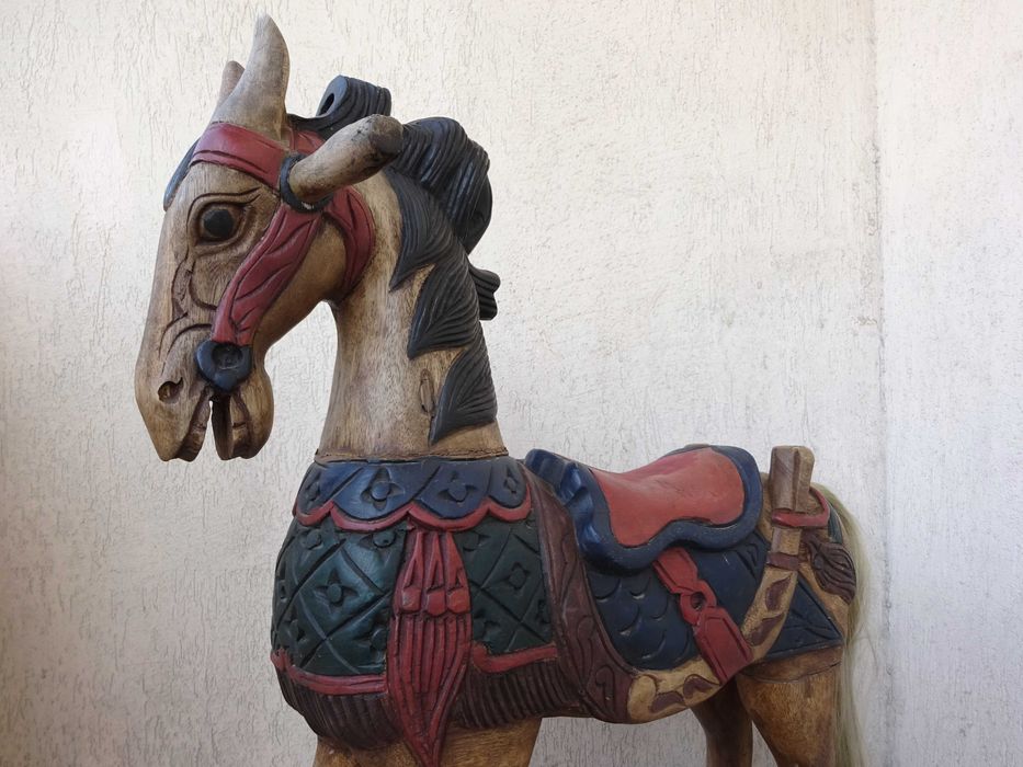 Balansoar interbelic “Calut de lemn” | lemn sculptat si pictat