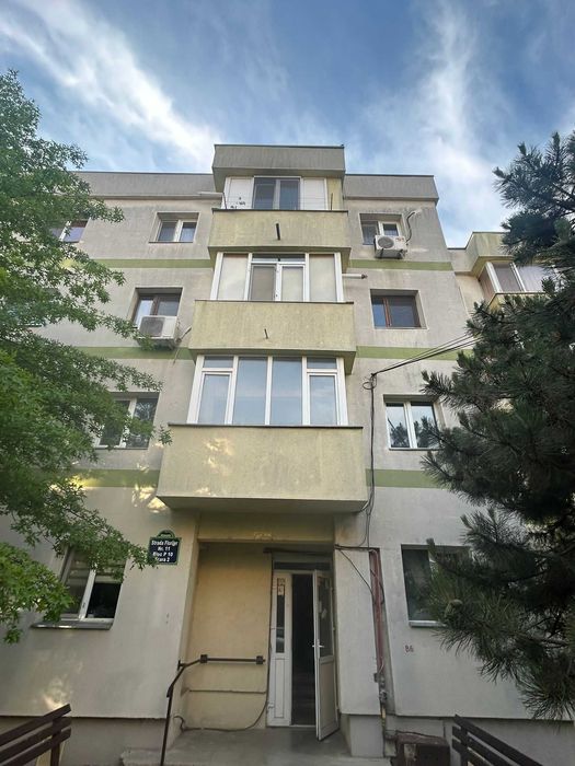 Vand garsoniera in Bragadiru vatra