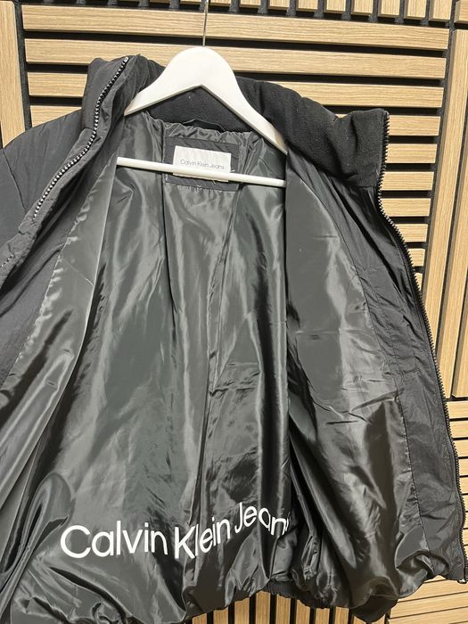 Calvin Klein : Зимно яке размер М / Оригинал