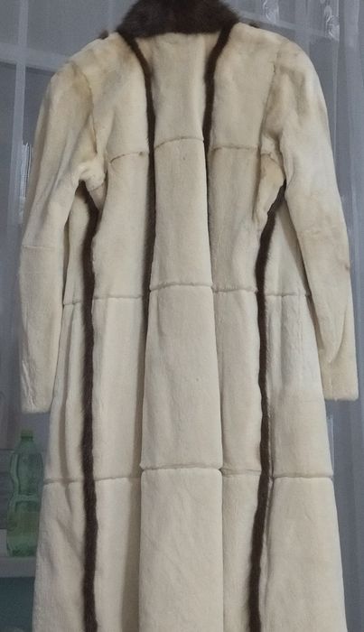 Продам шубу, куплена в Италии