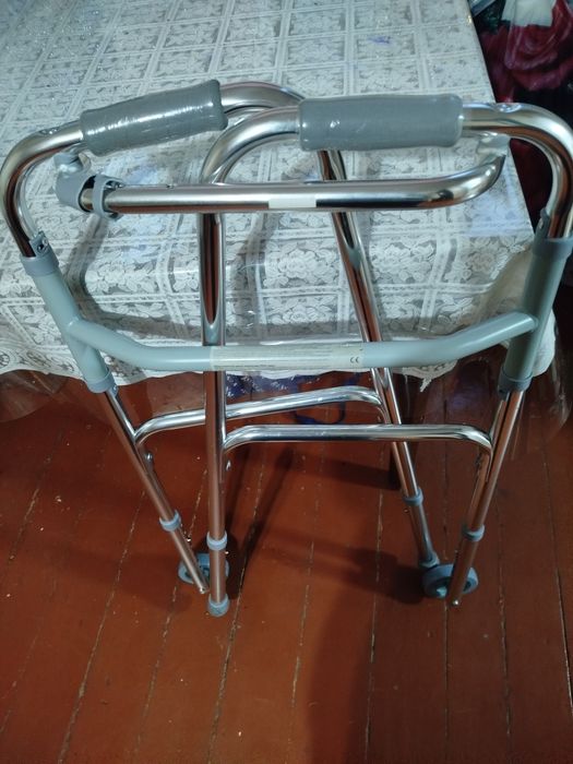 Ходунки медицинский