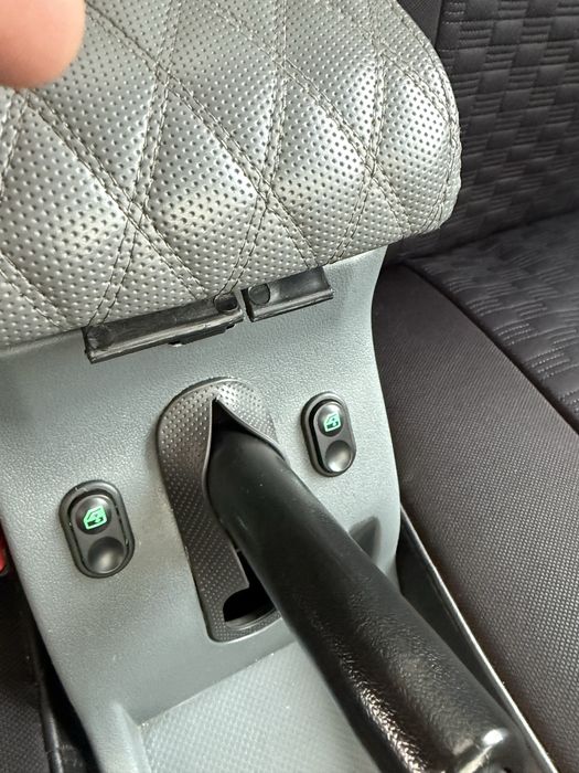 Labo sotiladi 7.800 $