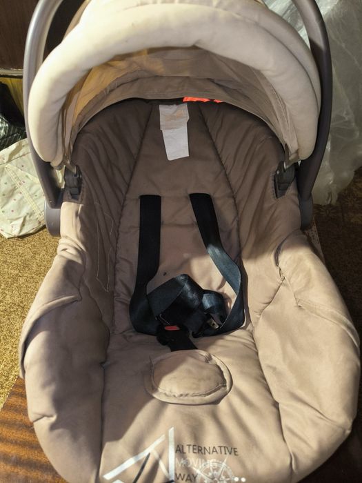 Бебешко  столче за кола