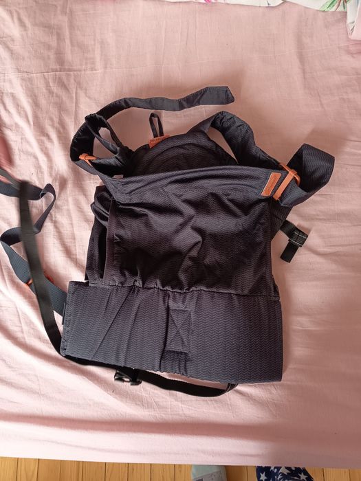 Ергономична раница infantino