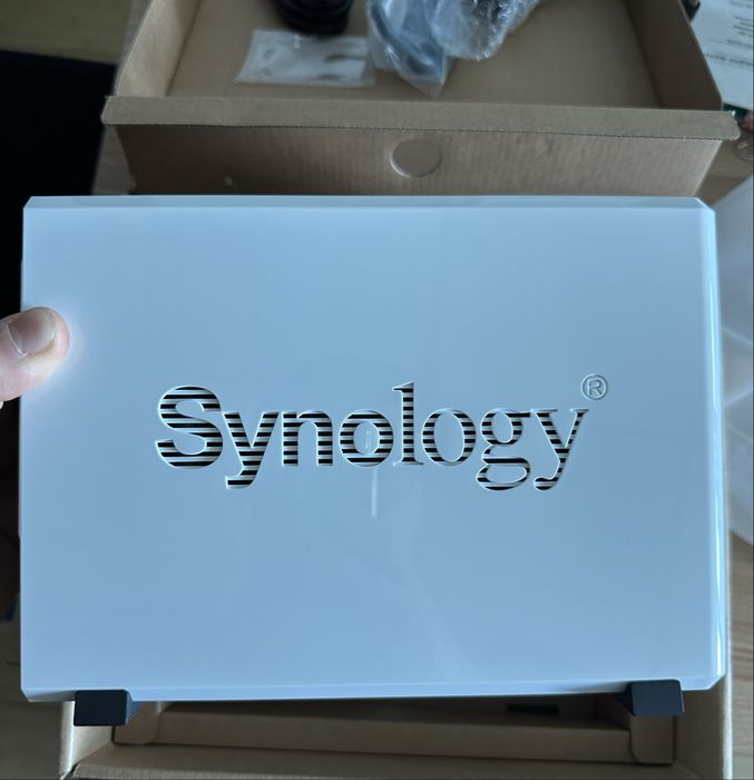 Сетевое хранилище NAS Synology DS220j