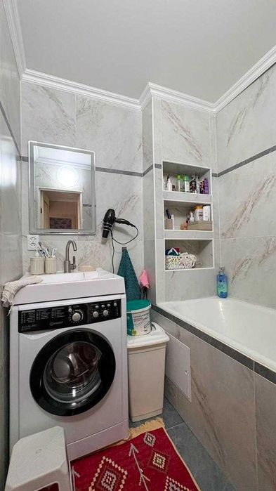 Продается 4-комнатная квартира в Самале Иван Империя