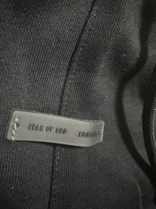 Fear of God "Essentials" - 3553NT1AL5 Black Shorts