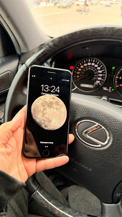 Продам Iphone 7 plus 32gb