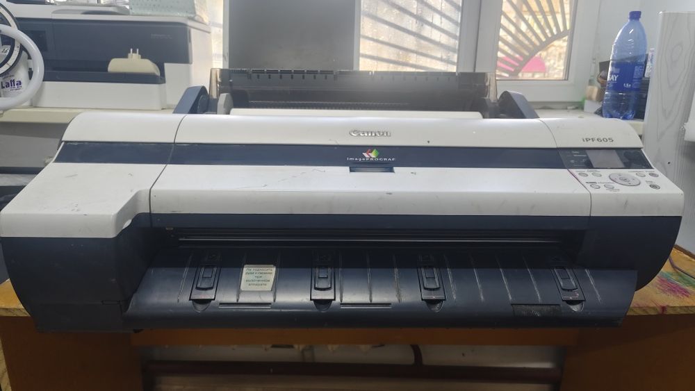 Продам плоттер Canon ipf605