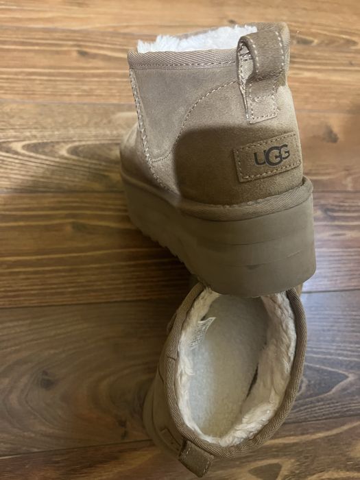 Ghete ugg marime 39