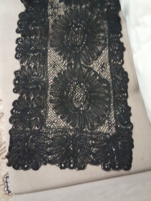 Палантин кружевной