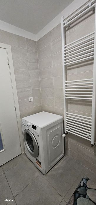 Pentru plata cash pretul este de 129000 €.
