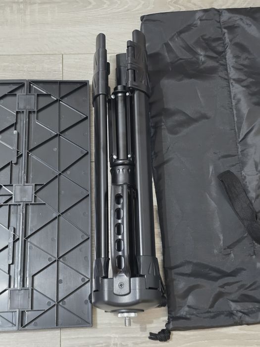 Suport proiector – trepied reglabil 42–115 cm, portabil