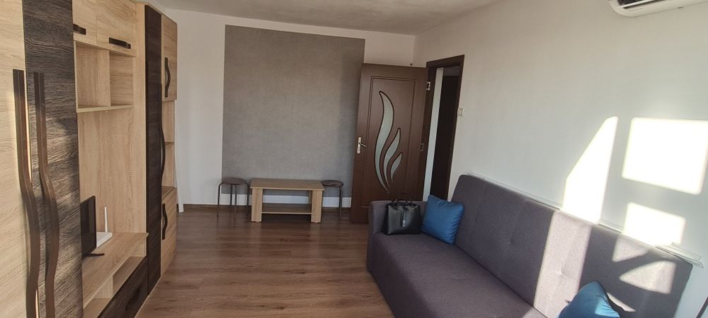 Închiriez apartament 2 camera