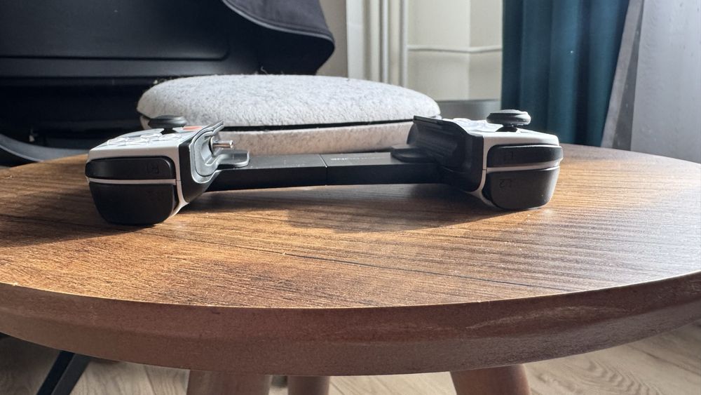 Backbone One PlayStation USB-C (iPhone / Android) + husă – pachet complet, ca nou