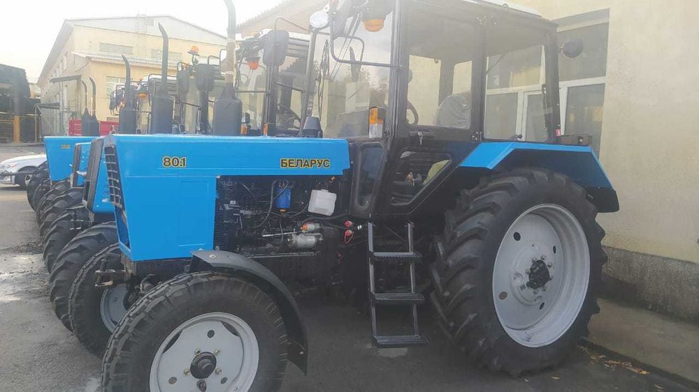 Трактор Беларус-80.1