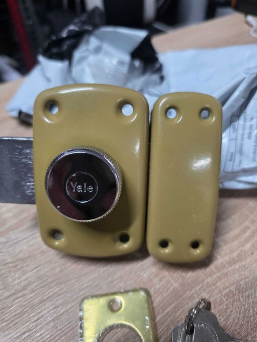 Broasca aplicata, 45 mm, UNIVERSEL, cilindru cu 4 chei