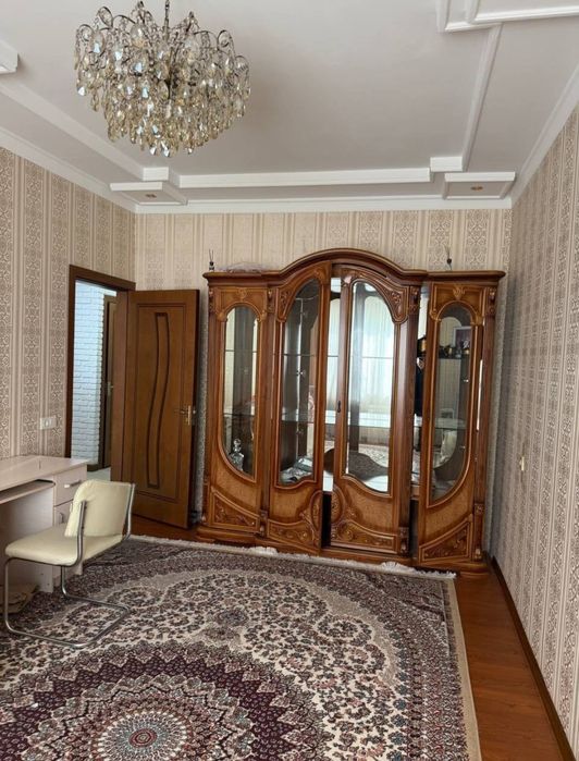 Продается срочно, 4/2/5 на мв.Феруза