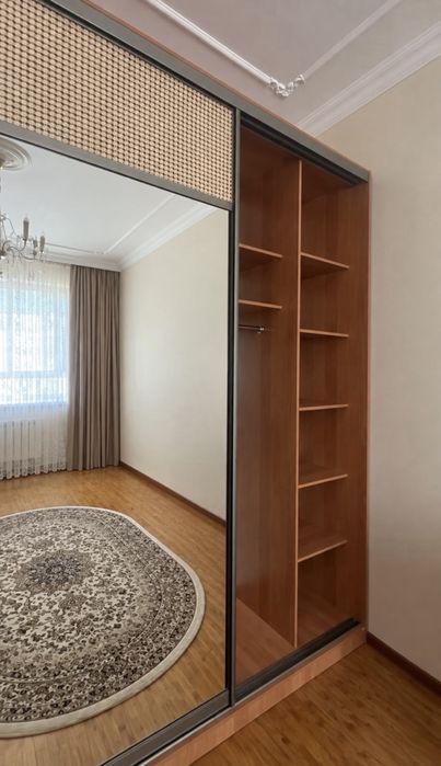 Продается шкаф купе
