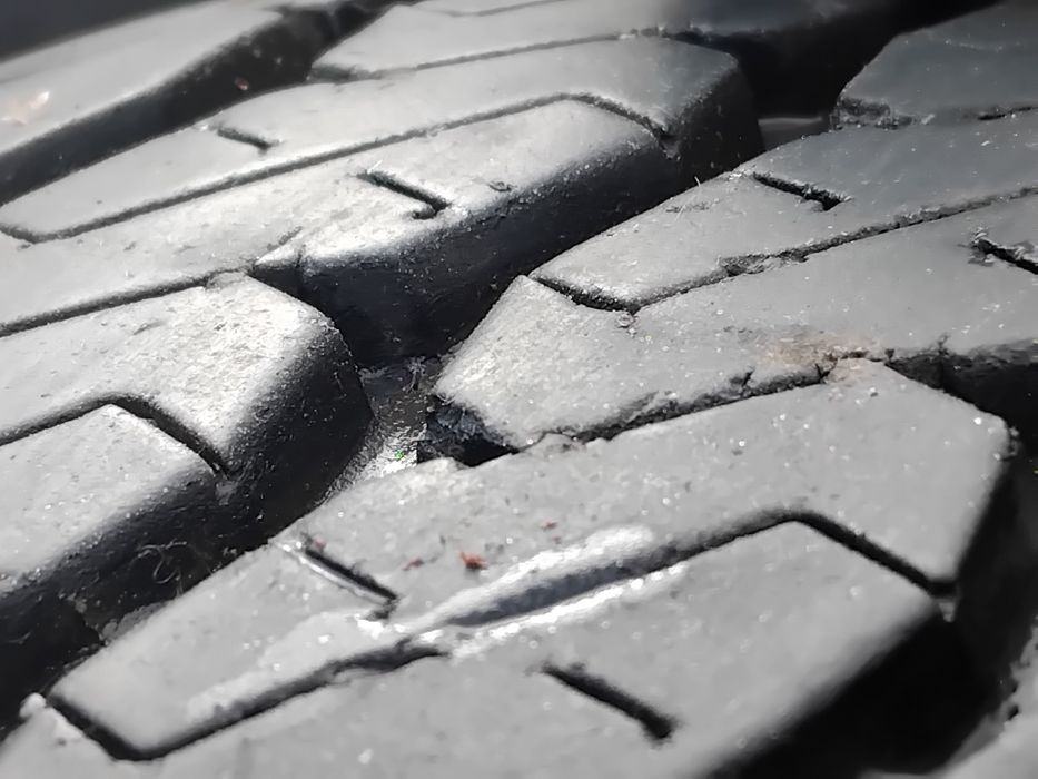 Гуми 205 65 15 C Ц Ласа Lassa. Налични са 4 броя - нов внос. Не са нови! Посочената цена е за един брой гума. Без коментар на цената.