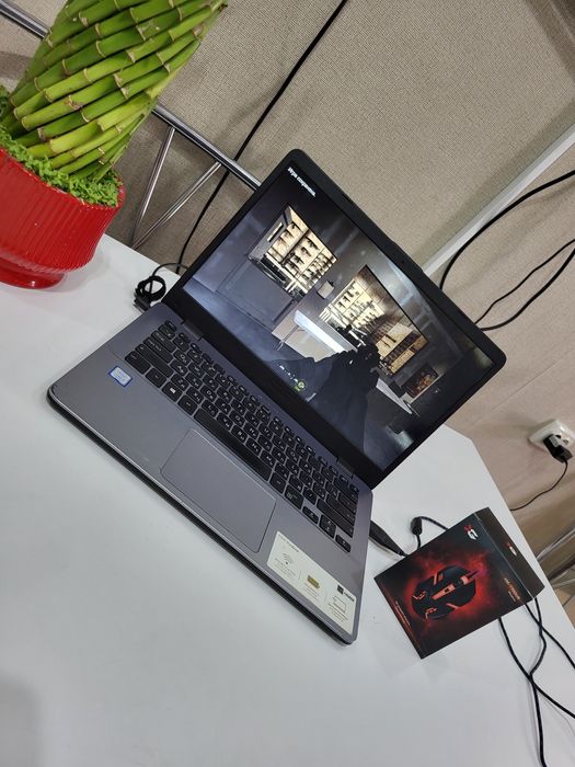 Ноутбук ASUS VivoBook