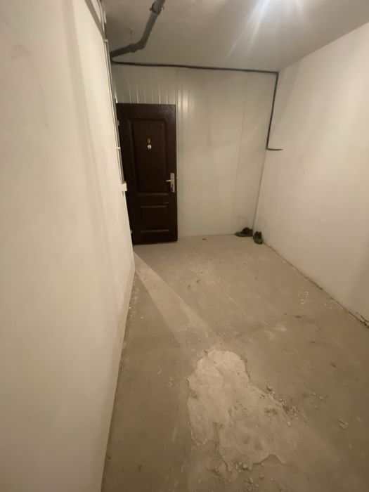 Vand Boxa Spatiu de inchiriat in Palladium Residence Ikeea 9 mp