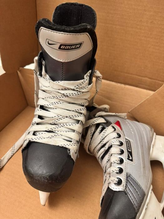 Продам коньки детские