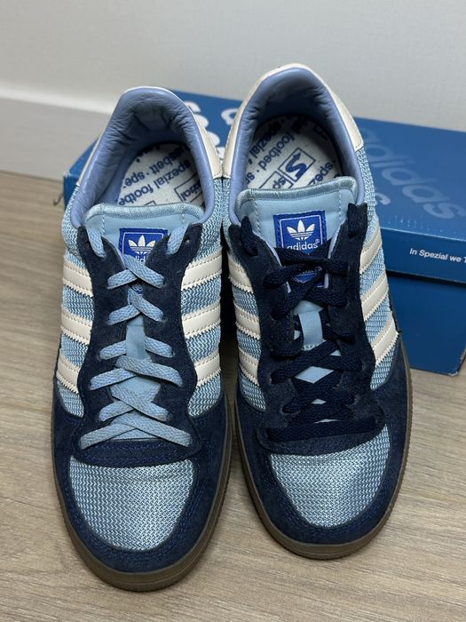Кроссовки adidas Handball Pro Spezial.