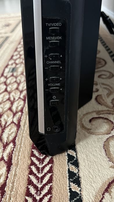 продам телевизор jvc