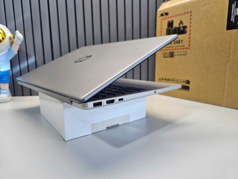 ПРОДАМ HP 250 G10 Мощный Ноутбук Core™i3-1315U/8GB/256SSD/15.6"HDLED.