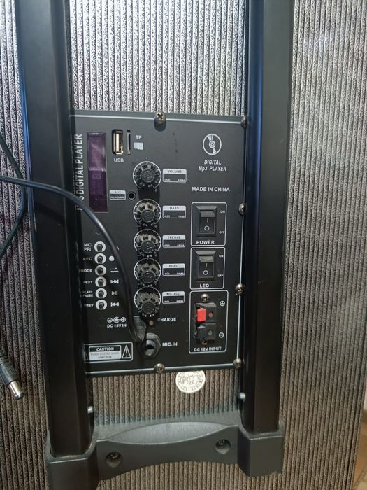 Продам блютуз колонку,микрофон