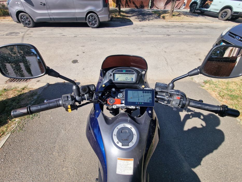 Suzuki XF 650 Freewind